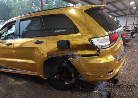 2017 Jeep Grand Cherokee Srt 4X4 from USA, damaged, VIN 1C4RJFDJ9HC854599